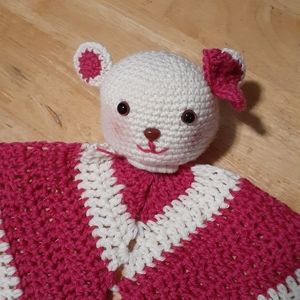 Amigurumi bear security blankie
